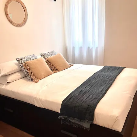 Apartment Stop&sleep Con Bagno Privato E Cucinotto A 5 Min Dagli Uffizi