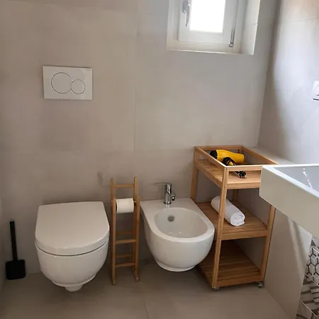 شقة Stop&sleep Con Bagno Privato E Cucinotto A 5 Min Dagli Uffizi *
