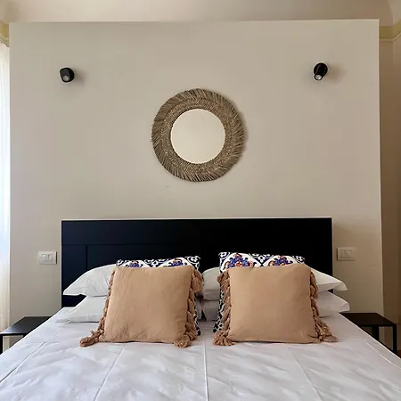 Stop&sleep Con Bagno Privato E Cucinotto A 5 Min Dagli Uffizi شقة