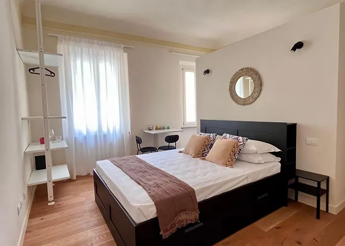 公寓 Sleep & Go Studios, 5 Min Walk To Uffizi 佛罗伦萨